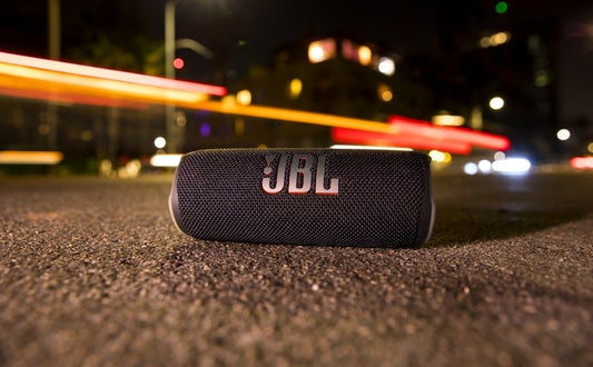 Parlante JBL Flip 6 portátil con bluetooth - colombiahit