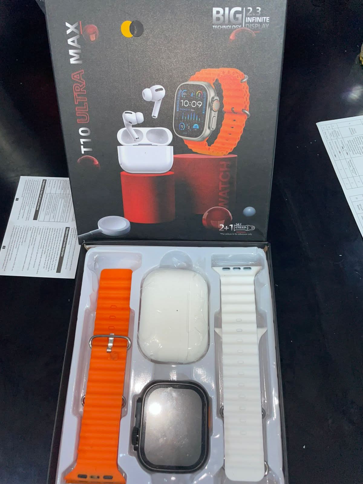 reloj inteligente T10 Ultra Max y auriculares inalámbricos TWS