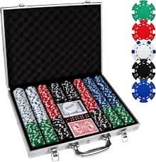 juego de fichas de póker en estuche